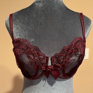 Victoria Secret burgandy sexy bra 38D